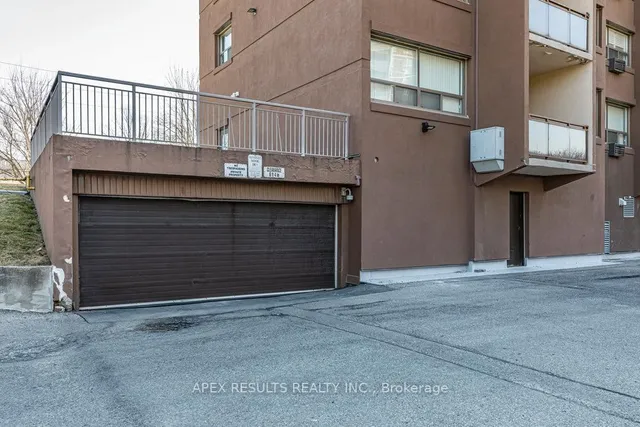 Additional image 35 of 1950 Main St Unit 405