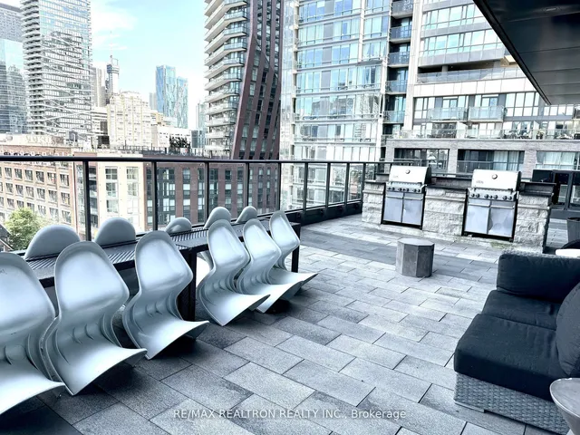 Additional image 18 of 290 Adelaide St Unit 1607