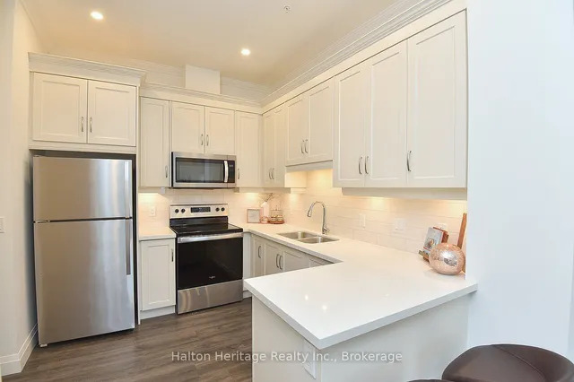 Additional image 21 of 30 Hamilton St Unit 106