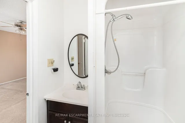 Additional image 37 of 14 Derby St Unit 35