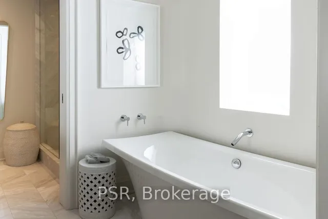 Additional image 32 of 77 Charles St Unit 1501