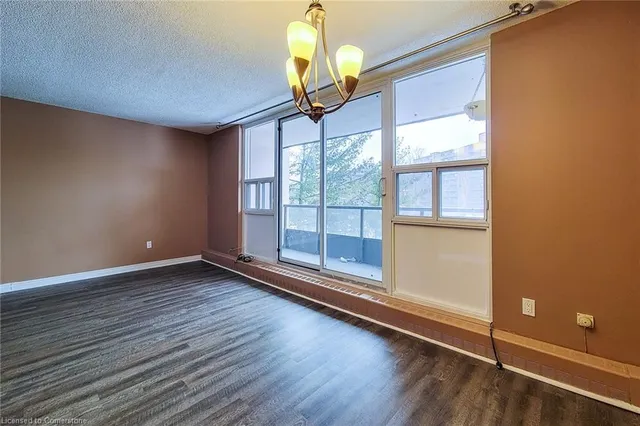 Additional image 7 of 1966 Main St Unit 402