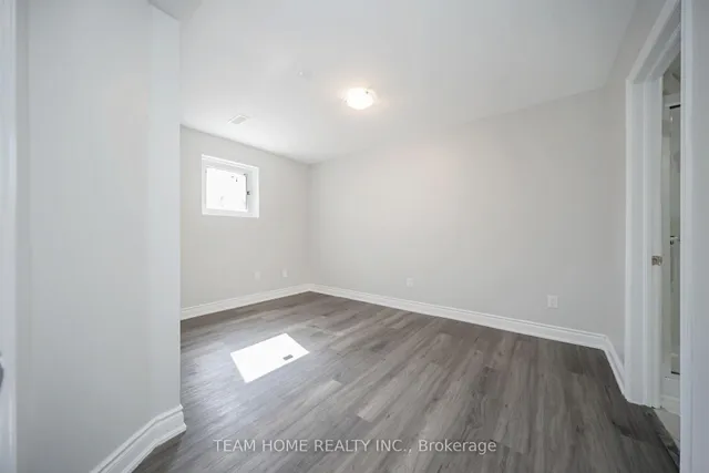 Additional image 33 of 406 Hansen Rd