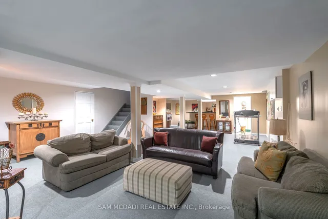 Additional image 31 of 69 Parkside Dr