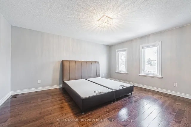 Additional image 22 of 589 Glen Park Ave