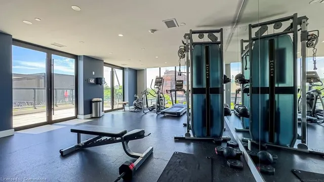 Additional image 46 of 15 Queen St Unit 902