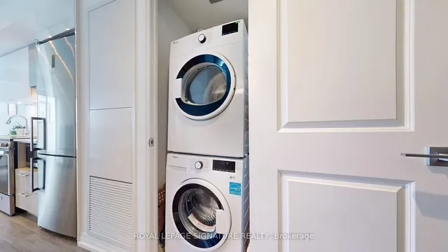 Additional image 31 of 251 Jarvis St Unit 4304