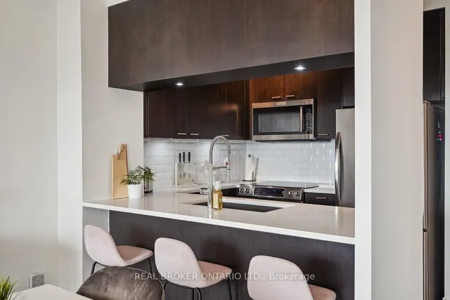 Additional image 7 of 80 Marine Parade Dr Unit 2509