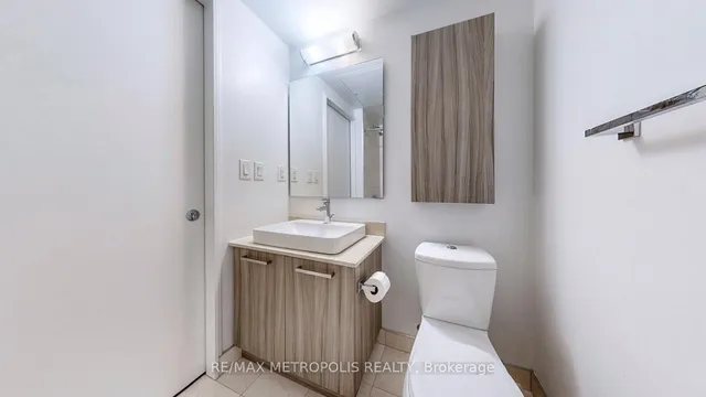 Additional image 20 of 12 York St Unit 1202