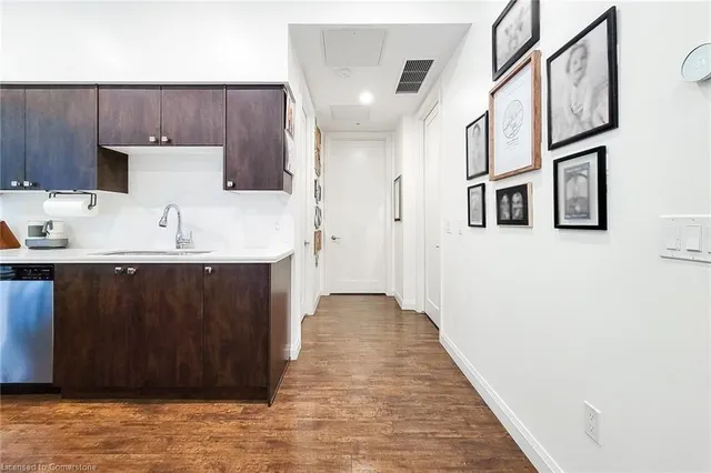 Additional image 18 of 112 King St Unit 809