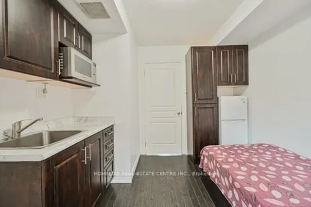 Additional image 10 of 17 Cedarland Rd