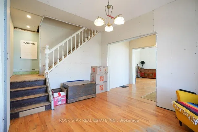 Additional image 7 of 405 Upper Wentworth St