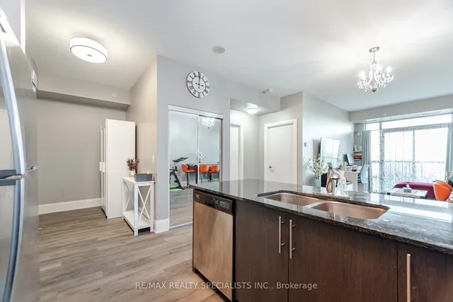 Additional image 12 of 45 Yorkland Blvd Unit 204