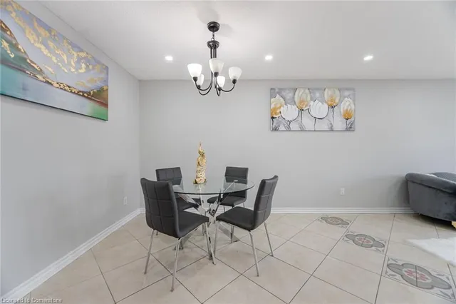 Additional image 10 of 35 Baycrest Dr