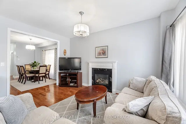 Additional image 9 of 11 Pomell Tr