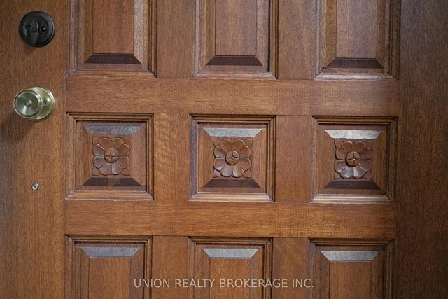 Additional image 15 of 143 Hammersmith Ave