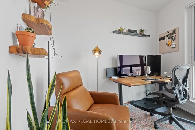 Additional image 16 of 585 Bloor St Unit 3215