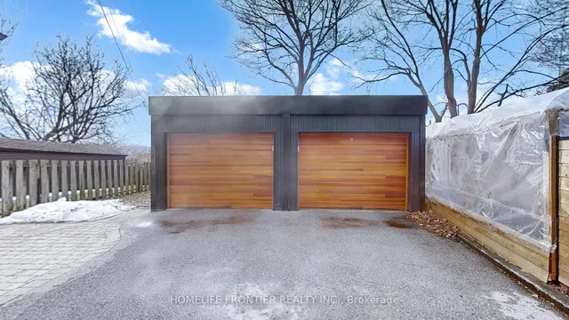 Additional image 45 of 40 Indian Road Cres