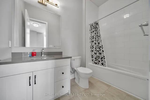 Additional image 21 of 36 Hollybrook Tr