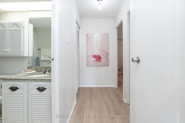 Additional image 17 of 100 Quebec Ave Unit 301