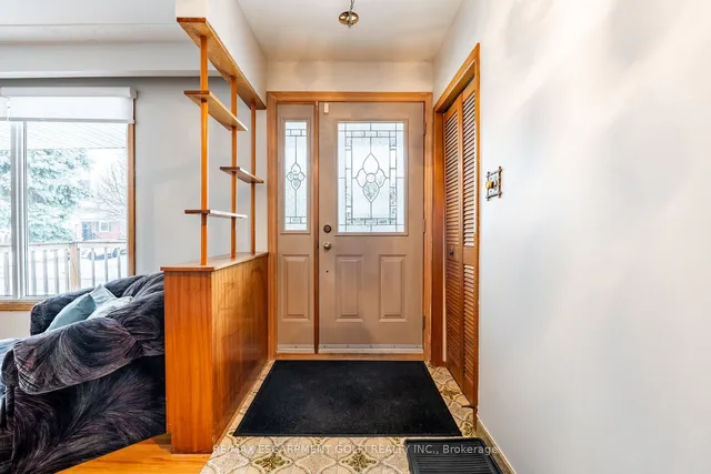 Additional image 5 of 16 Gatineau Dr