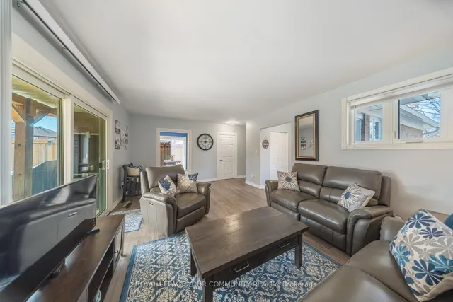 Additional image 8 of 37 Burgby Ave