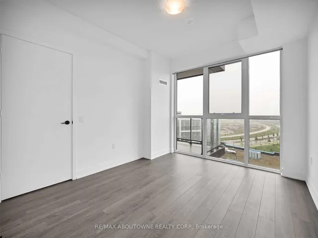 Additional image 7 of 50 George Butchart Dr Unit 914