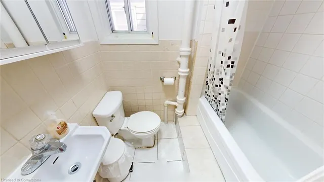 Additional image 16 of 36 Mitchell Ave