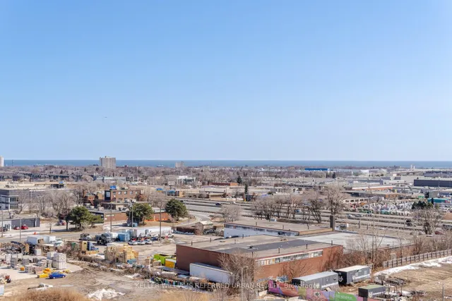 Additional image 27 of 15 Zorra St Unit 903