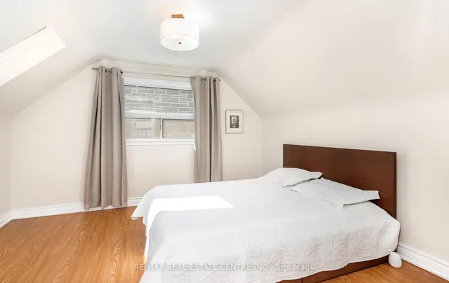 Additional image 24 of 32 Allenby Ave