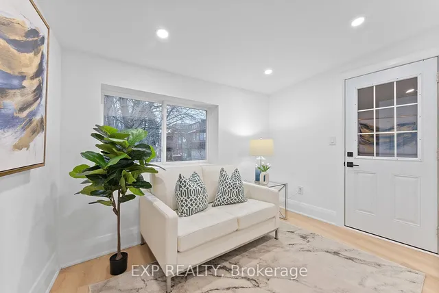 Additional image 12 of 2555 Dundas St