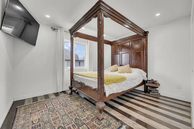 Additional image 31 of 47 Sauvignon Cres