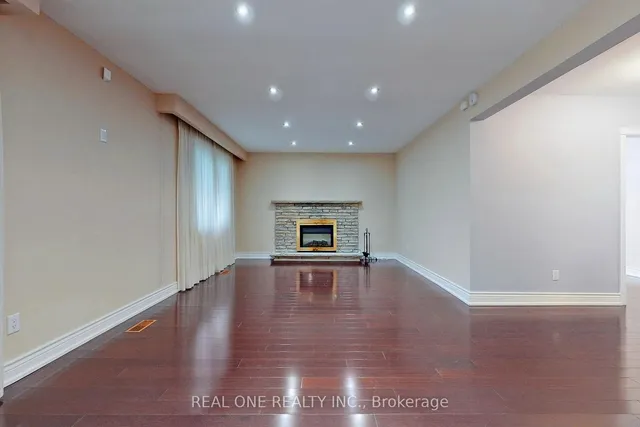 Additional image 31 of 17 Foursome Cres