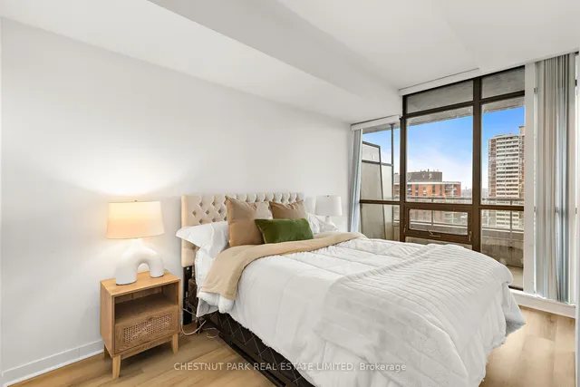 Additional image 11 of 285 Mutual St Unit 1705