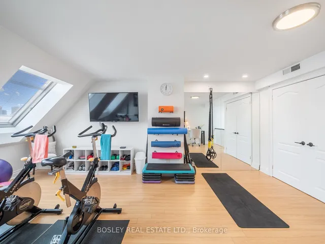 Additional image 32 of 228 Walmer Rd