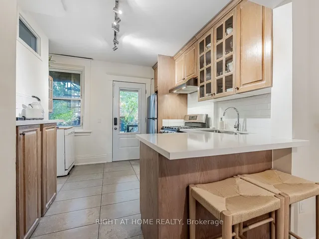 Additional image 9 of 547 Saint Clarens Ave