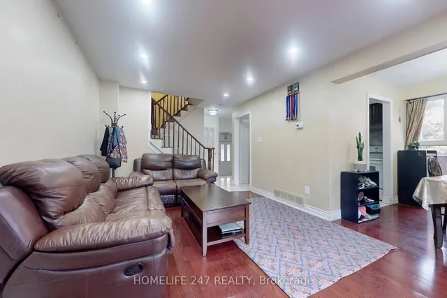 Additional image 8 of 38 Deanscroft Sq