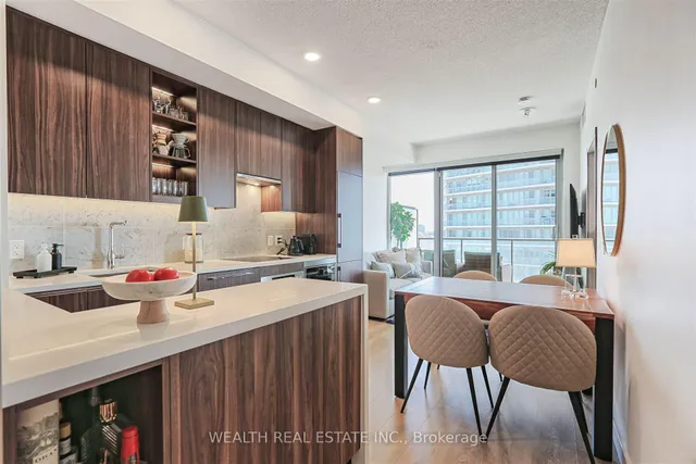 Additional image 2 of 95 McMahon Dr Unit 1501