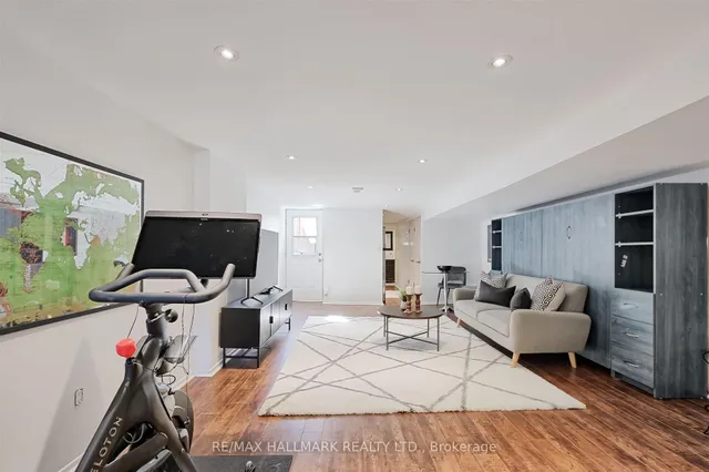 Additional image 30 of 263 Withrow Ave