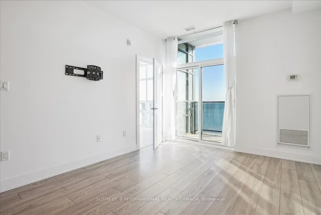 Additional image 20 of 101 Shoreview Pl Unit 633