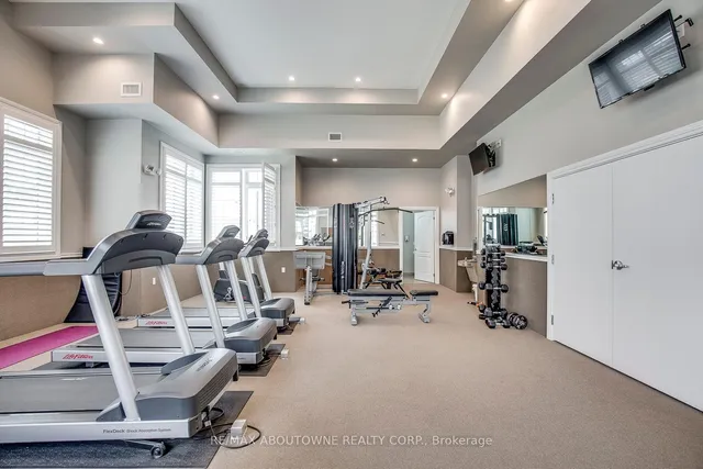 Additional image 46 of 1470 Main St Unit 401