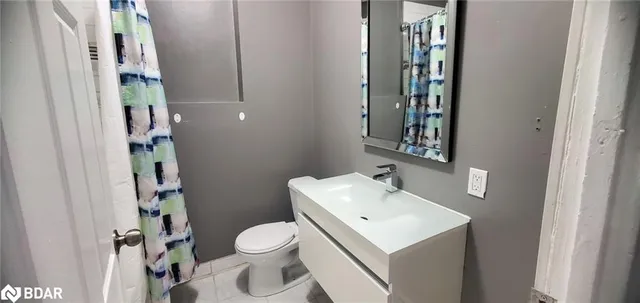 Additional image 18 of 73-75 Cathcart St