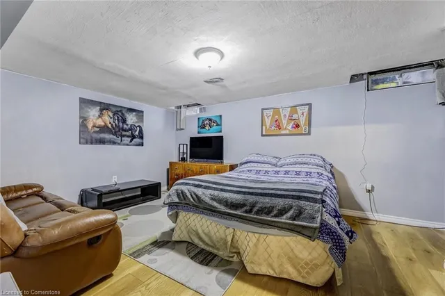 Additional image 37 of 63 Mcknight Dr