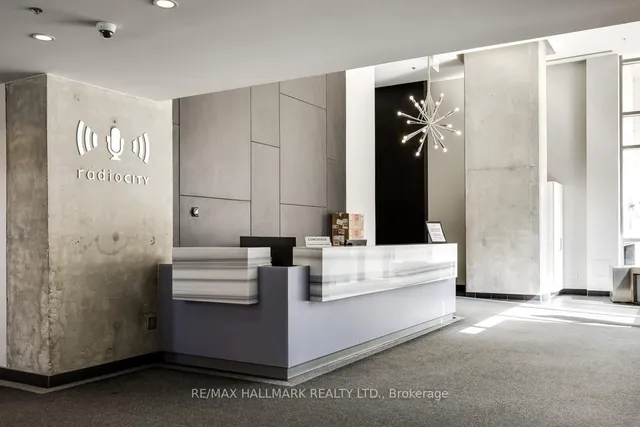 Additional image 15 of 285 Mutual St Unit 608