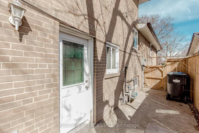 Additional image 45 of 1395 Tyneburn Cres