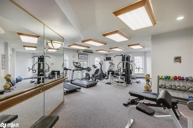 Additional image 33 of 95 Twentyplace Blvd