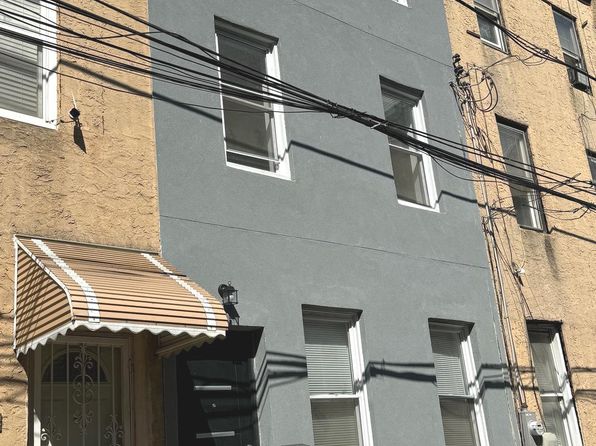 1710 Waterloo St, Philadelphia, PA 19122