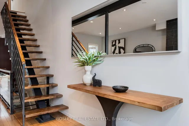 Additional image 18 of 32 Melville Ave