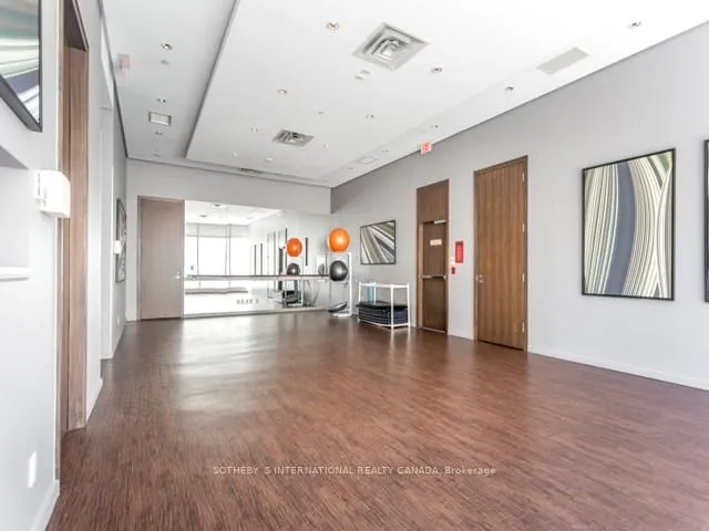 Additional image 31 of 33 Lombard St Unit 2703