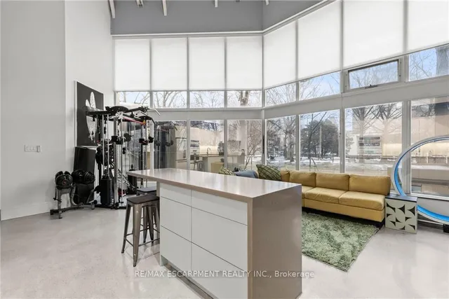 Additional image 12 of 66 Bay St Unit 105